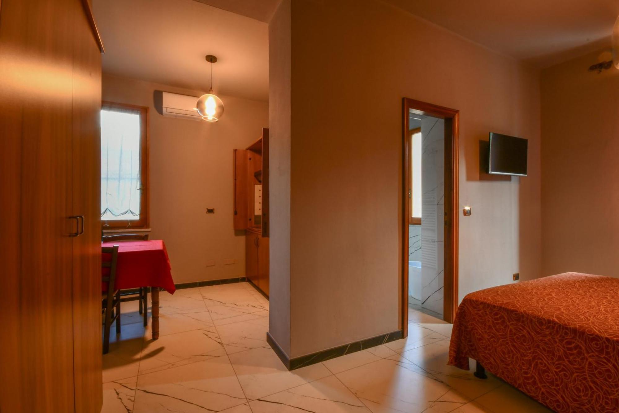 Hotel Residence Paradiso Moneglia Room photo